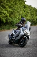 Exterieur_bmw-c-400-gt_14
                                                        width=